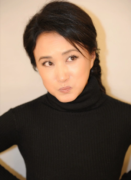 清咖婆婆张小磊嫁圈外丈夫平凡相守几十年低调做幸福奶奶