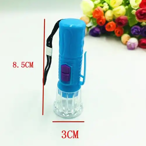 led小手电筒塑料儿童发光玩具纽扣电子日常照明一元礼品批发