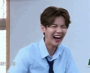 好久没见鹿晗这么开心了?他开怀大笑的样子真好