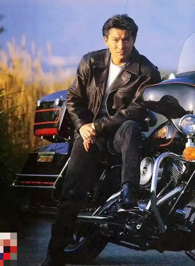刘德华的机车男孩太帅了!
