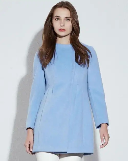 冰蓝色简约百搭羊毛大衣