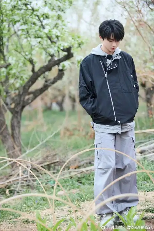 马嘉祺工装风好a##灿烂的花园