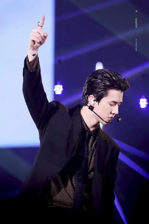 吴世勋为港风而生又名我的男友是阿sir