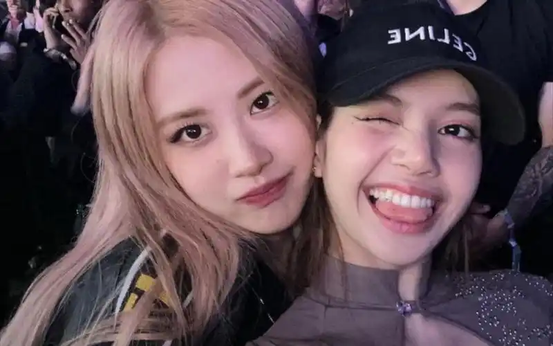 jisoo rose最新ins动态 酥肉的科切拉记忆碎片