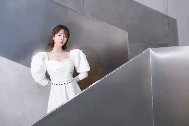 杨紫壁纸第68期你可知遇见你之后眼中再无女神