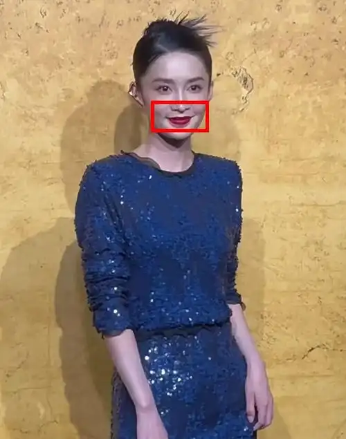 金晨身材瘦成骨架李沁脸部瘦成面具女星为何追求夸张审美