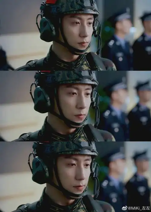 黄景瑜是把军装焊在身上了吧