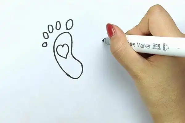 脚丫的简单画法怎么画脚丫