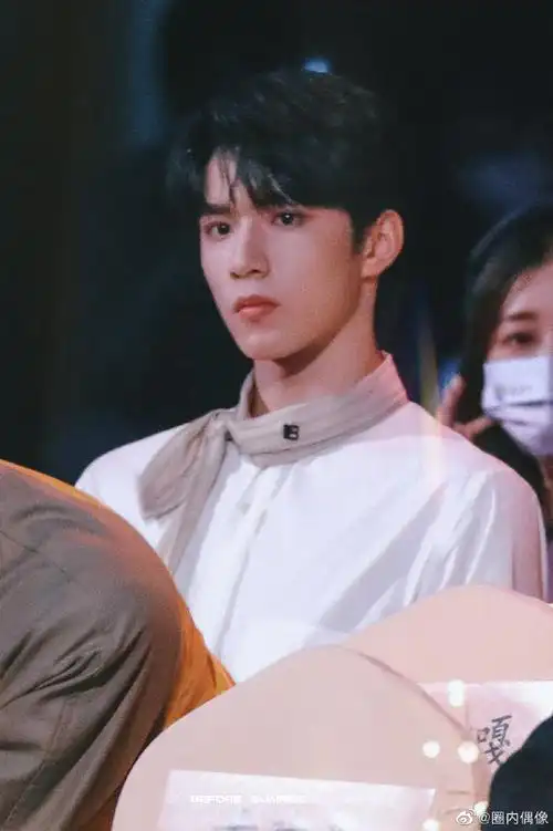 刘耀文北影节内场饭拍##时代少年团北影节内场饭拍