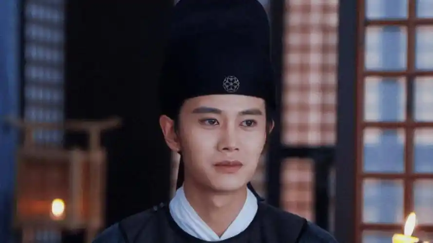 34岁任嘉伦颜值与演技并存,却为何成了资源降级的古装男神?