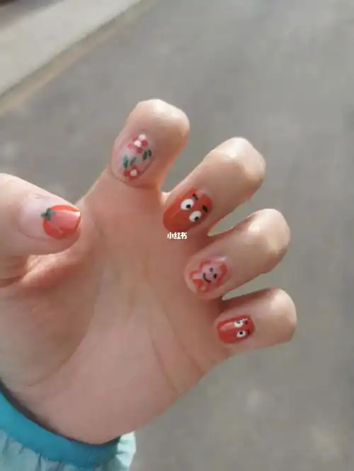 六一儿童节涂鸦美甲