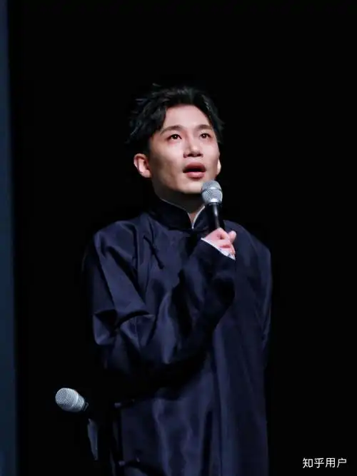 有没有尚九熙何九华好看的照片分享? - 知乎