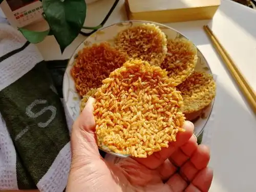 脆香锅巴的做法