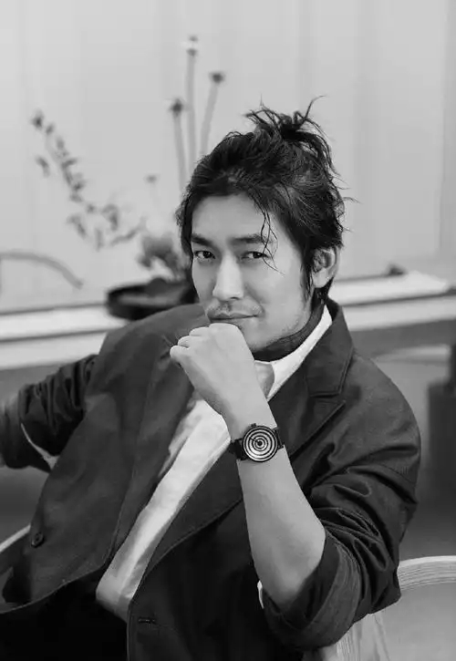 张博型男魅力帅气写真图片