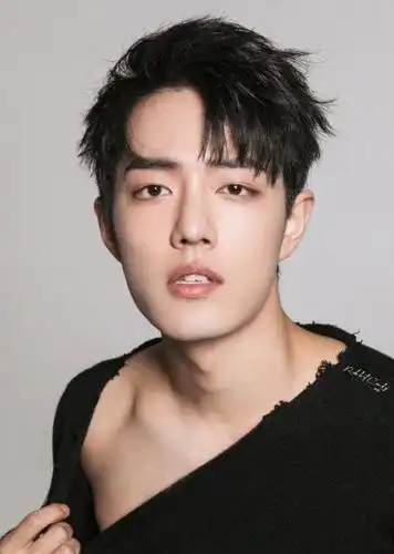 男明星妩媚照盘点肖战请把香肩收好