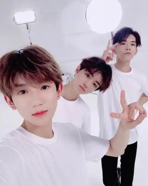 网易首页>网易号>正文申请入驻> 要知道,在公司海选中,王俊凯和王源以