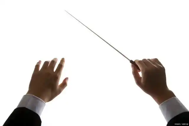 四拍子的指挥手势