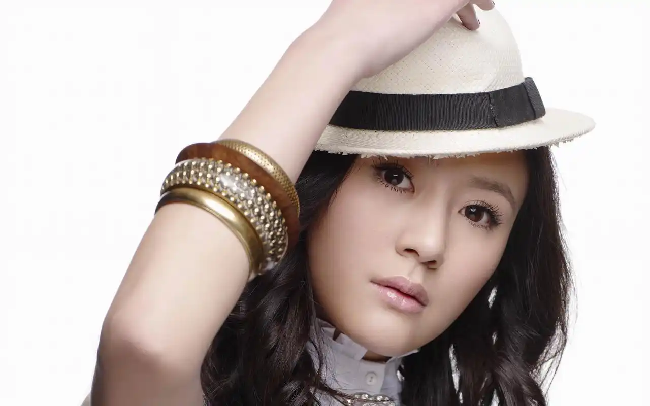 周牧茵 清雅壁纸