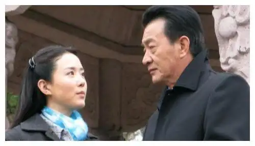 周里京:因妻子遇害息影后,又被父亲告上法庭,今66岁近况如何?