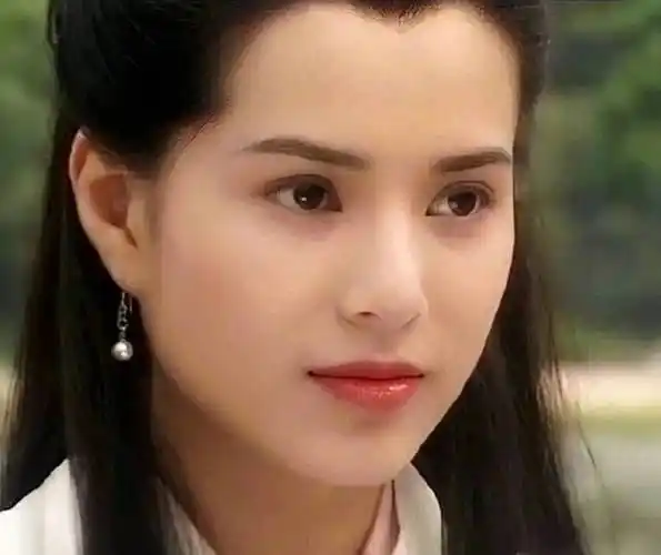 李若彤王语嫣pk小龙女恋爱脑有着更为珍贵的可爱