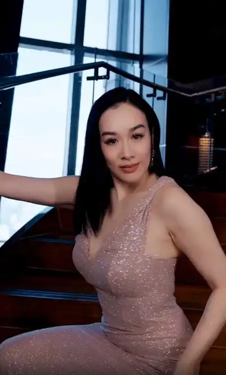 钟丽缇深夜玩滑板张伦硕吐槽应该会做噩梦吧