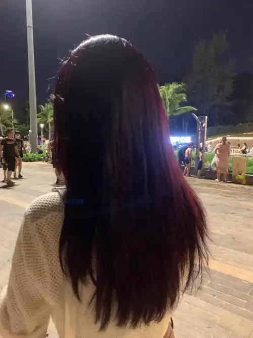 巨好看,快冲#发色  #葡萄紫色  #黑紫色发色  #染发