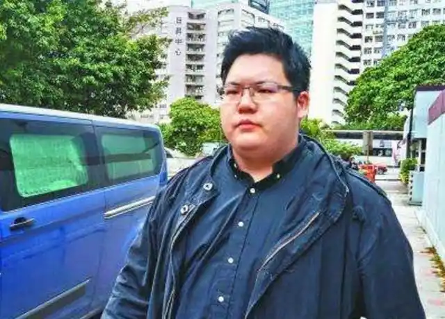 向佑曾在东莞太子酒店惹事,向华强出面与梁耀辉谈判,才将其救回-搜狐