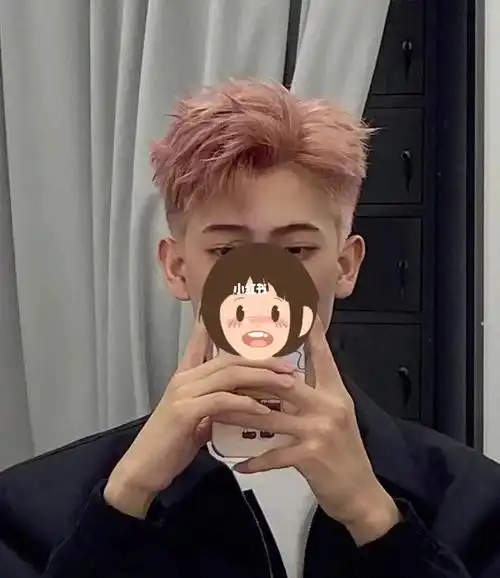 男生发型推荐 帅气三七侧分|||[烟花r][烟花r]三七分纹理烫,适合圆脸