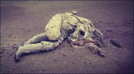 揭秘罗布泊九大诡异事件 让人毛骨悚然