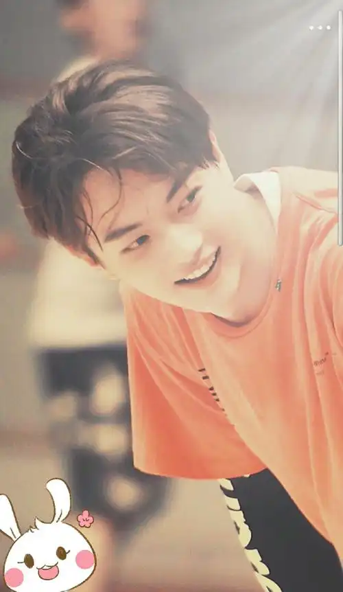 六一快乐许凯小猪这里想收集一些小猪的笑容