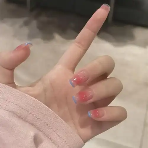 指甲油颜色渐变