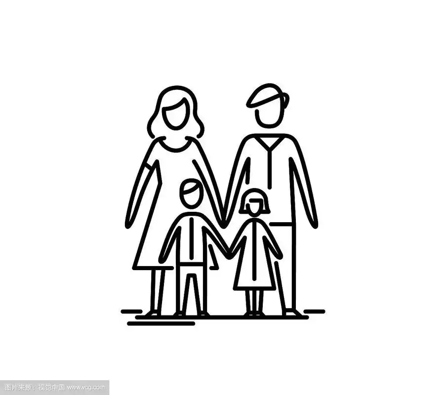 年轻的家庭母亲父亲和两个孩子