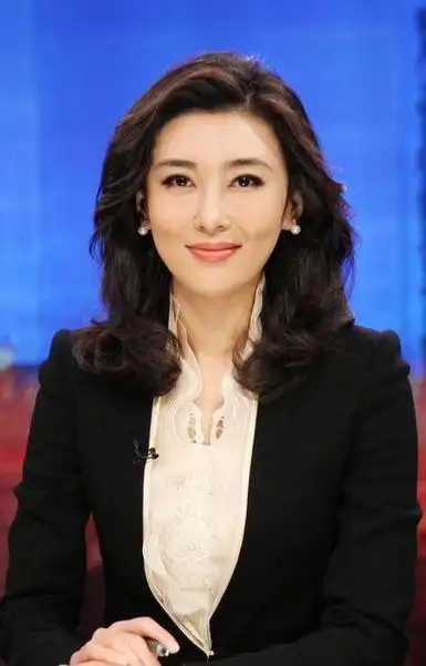 央视最漂亮的7位主持人个个貌美如花谁最有气质呢