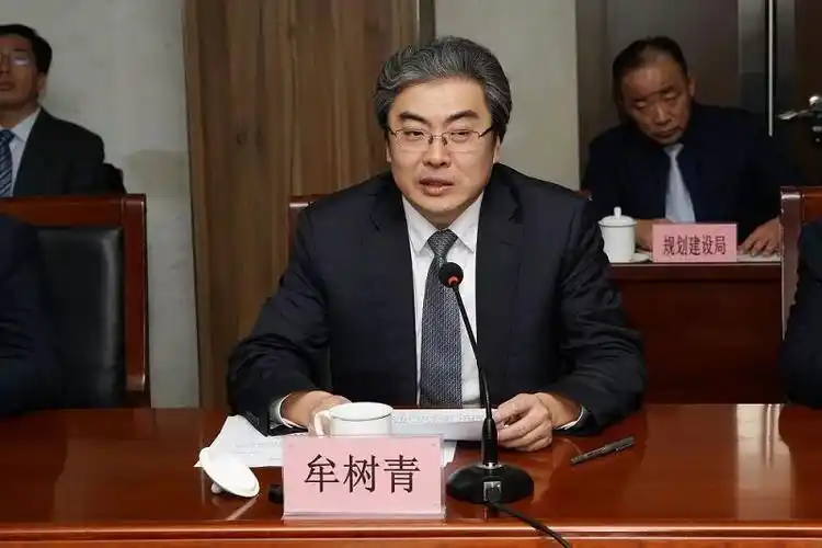 仪式上,牟树青代表烟台开发区致辞,他首先代表开发区工委管委,对山东