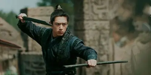 剑王朝:李现为武侠美学勾勒出侠义精神的寻赏图鉴!