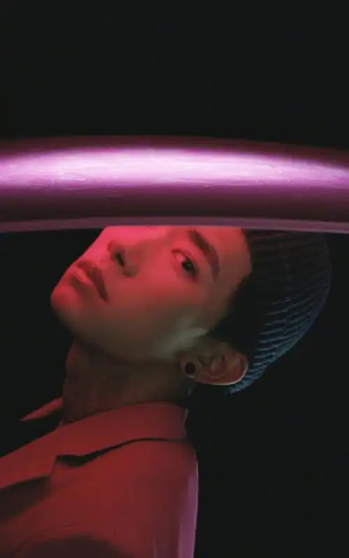 易烊千玺x时尚cosmo11月刊