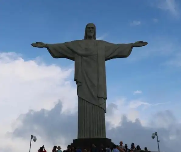 里约热内卢耶稣像 里约热内卢的雕像叫什么-佳迪双