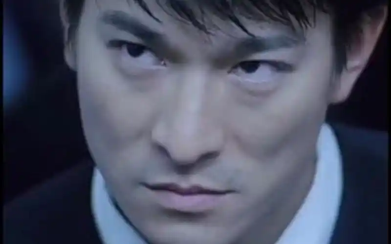 第二段 刘德华刘德华电影精彩片段《龙在边缘》