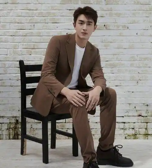 林更新再曝新恋情?