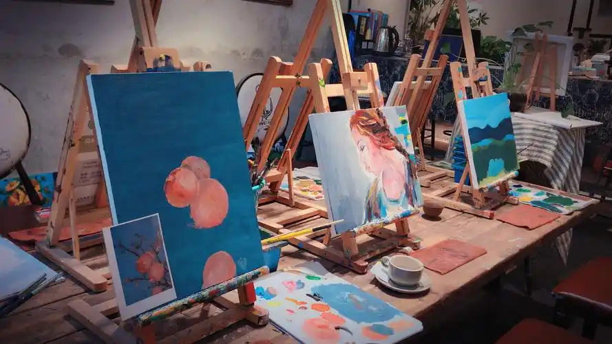 零基础成人油画体验招生中