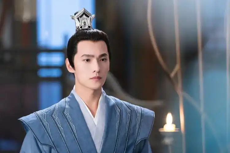 杨洋《且试天下》热播中 丰兰息以智化险定朝堂_凤凰网娱乐_凤凰网