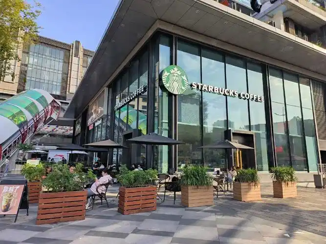 年收租19万星巴克贱卖!