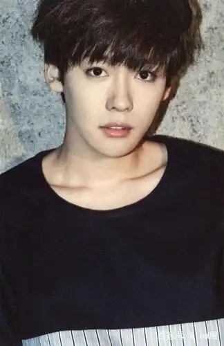 金秦禹,韩国神颜男生,比女生还要美!