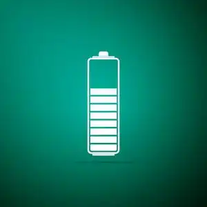 在绿色背景上隔离电池电量指示灯图标.扁平设计.矢量插图照片