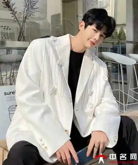 韩式小清新男生发型时尚清新潮流元素尽显