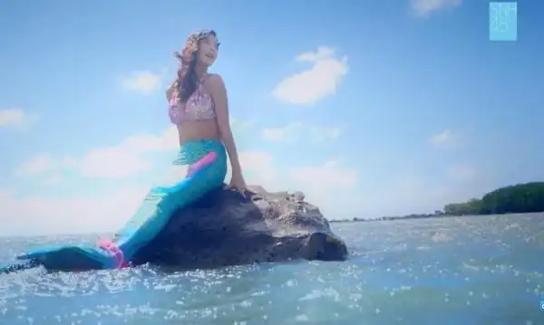 snh48赵粤变身美人鱼