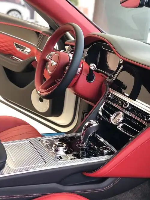 21款宾利飞驰4.0首发限量炫黑套件现车