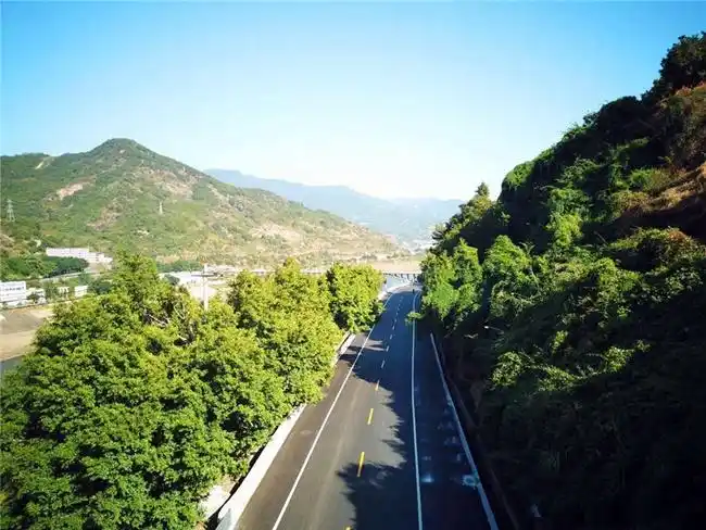 316国道福建闽清段"白改黑"项目主体完工