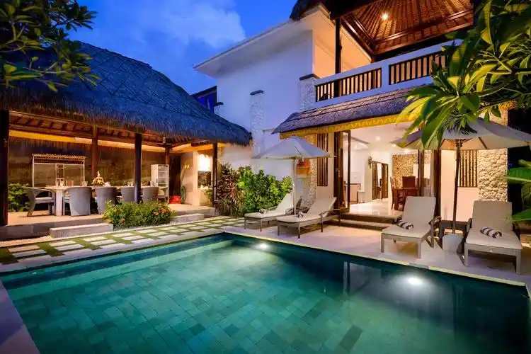 巴兰甘海滩椰子别墅 (coconuts villa balangan beach)