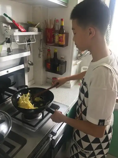 第一次做饭炒菜